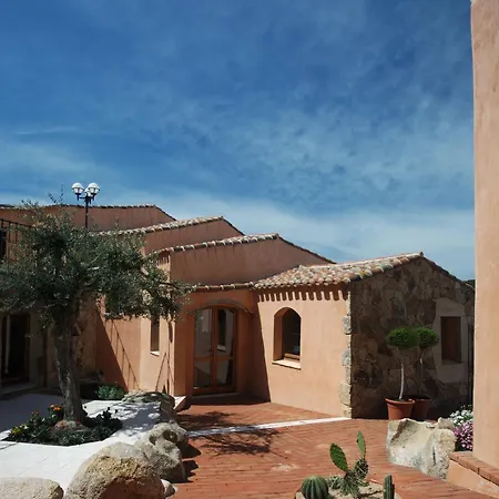 Arathena Hotel San Pantaleo