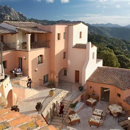 Hotel Arathena