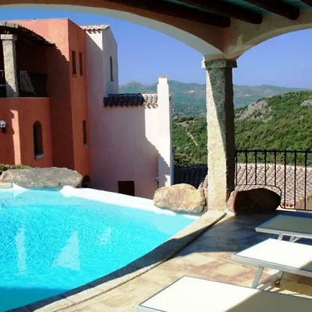 Hotel Arathena 4*