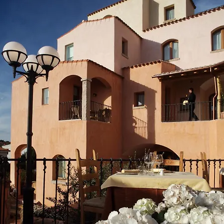 Arathena Hotel
