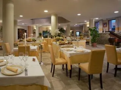 Hotel Arathena 4*