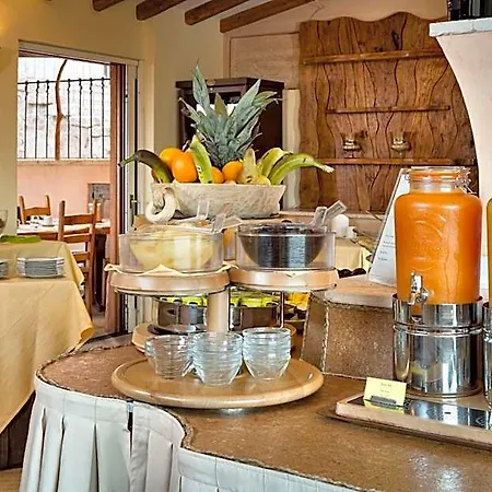 Hotel Arathena San Pantaleo
