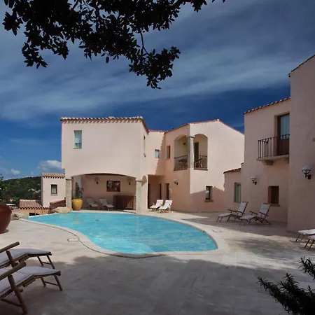 Ξενοδοχείο Arathena San Pantaleo