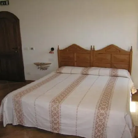 فندق Arathena 4*