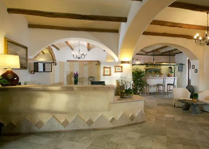 Hotel Arathena San Pantaleo